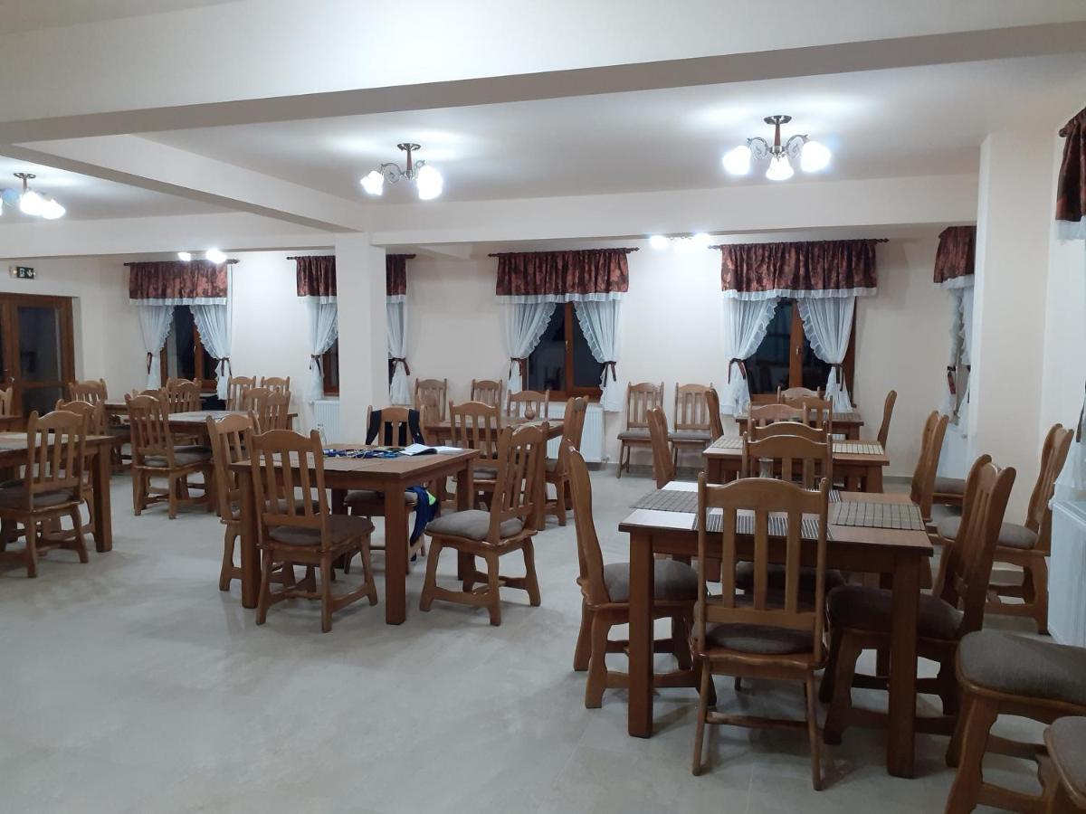 Pensiunea Bradul Dealu Stefanitei المظهر الخارجي الصورة